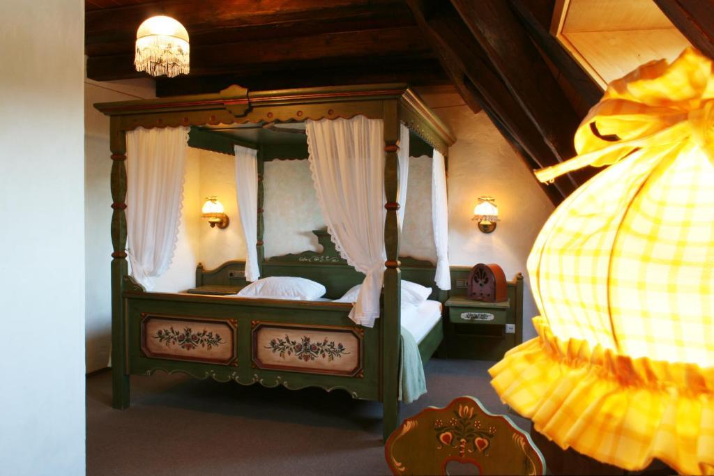 Hotel Adler Baerental Feldberg  Room photo